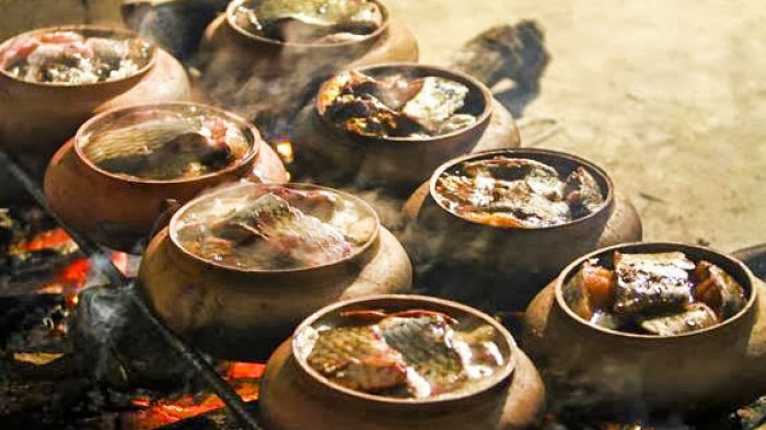 Cá kho Tiến Vua là tên gọi khác, bắt nguồn từ câu chuyện của cá kho làng Vũ Đại