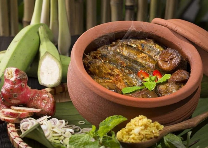 Nước tương cua đồng có thể giúp khử bớt mùi tanh của cá, đặc biệt là khi kho cá trắm đen.